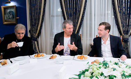 medvedev_dip_parpl