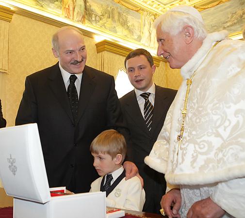 lukashenko_sin5