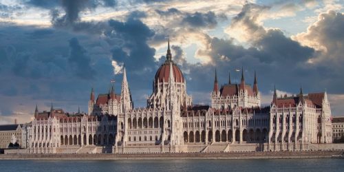 унгарија парламент (2)